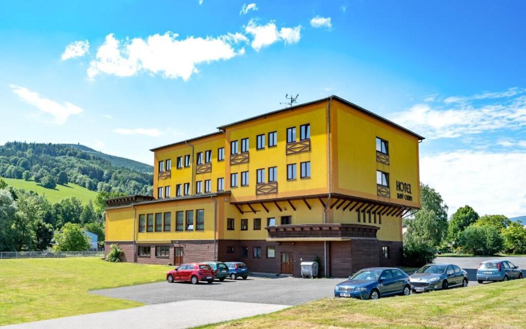 Hotel Zlaty Chlum Ceska Ves Экстерьер фото