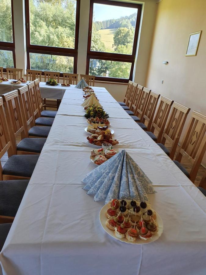 Hotel Zlaty Chlum Ceska Ves Экстерьер фото